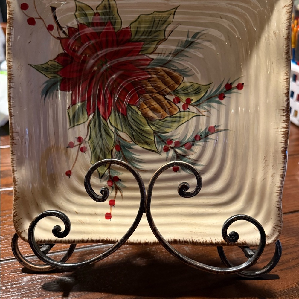 Festive Floral Square Plate
